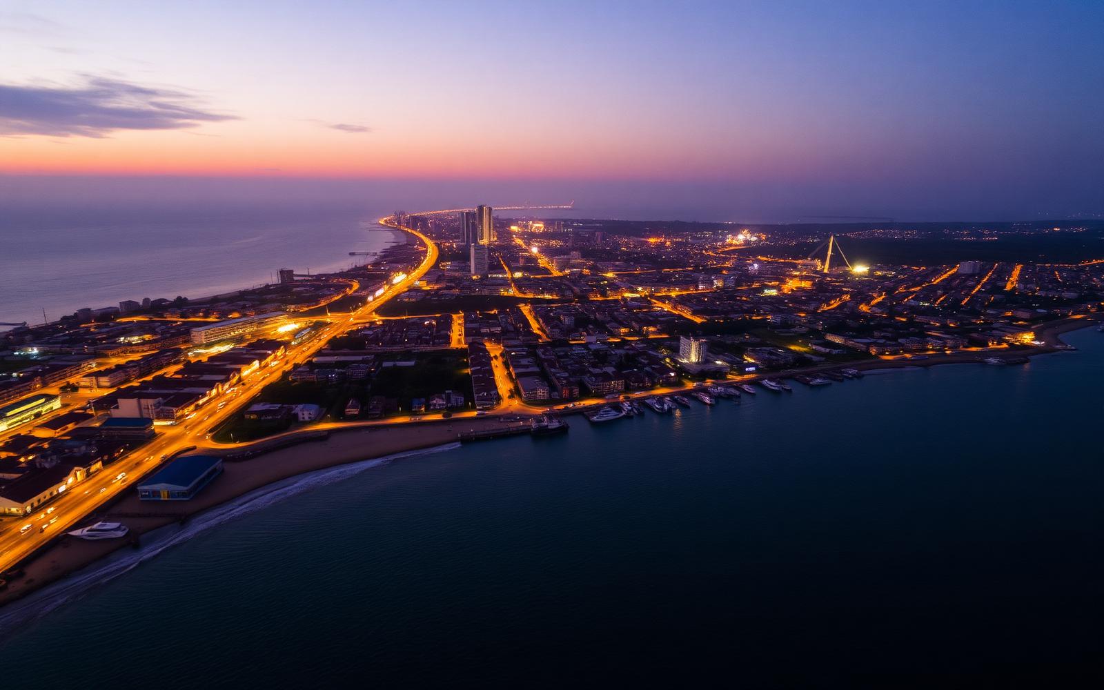 Vue aérienne du littoral de Cotonou au crépuscule